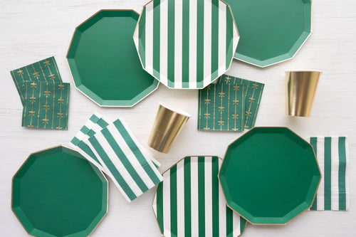 Emerald Green Premium Dinner Plates - 8 Ct.