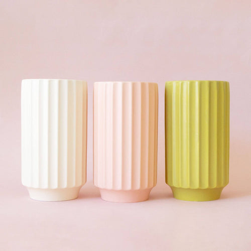 Monroe Vase - Vintage White