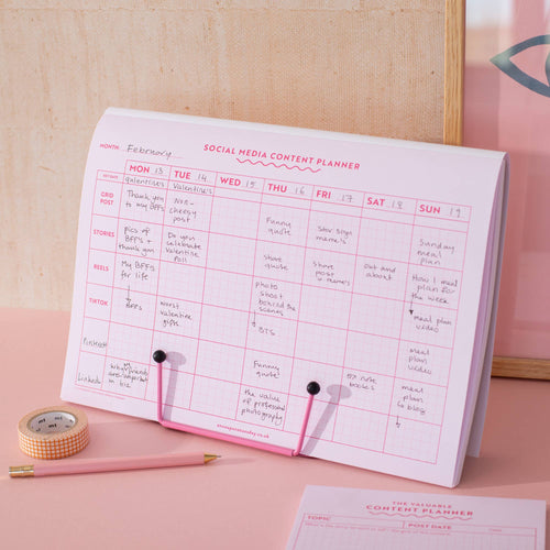 Social Media Weekly Content Planning Pad - A4 Size