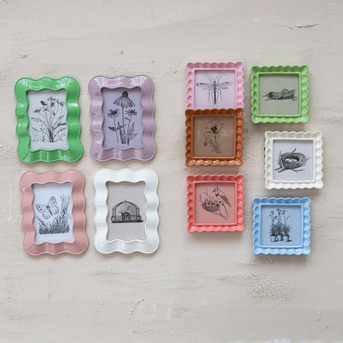 Resin Ruffled Photo Frame - 6 Colors