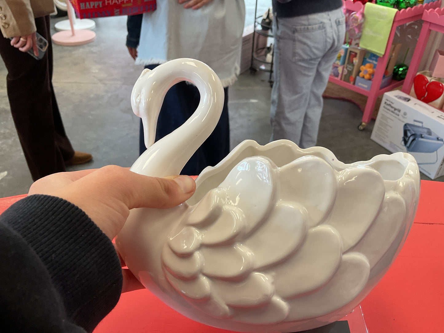 Swan planter