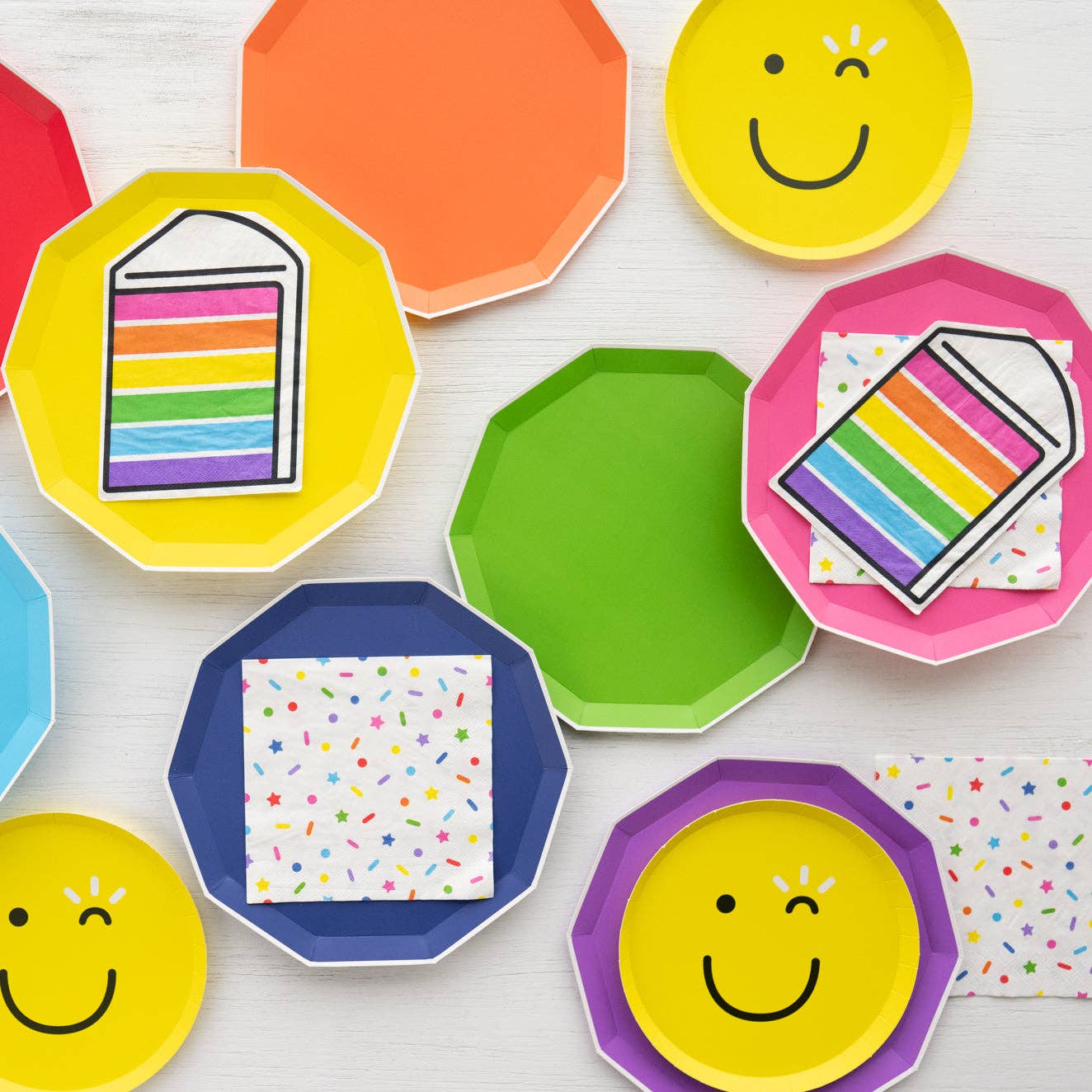 Large Rainbow Plate Pack - 8 ct.