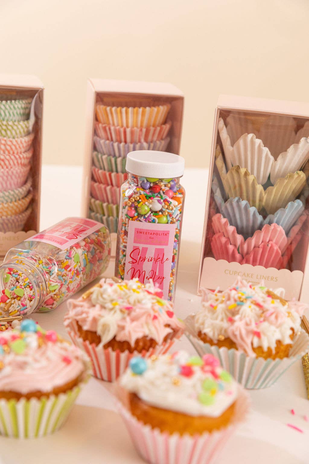 Cupcake Liners: Round Pastel Stripe