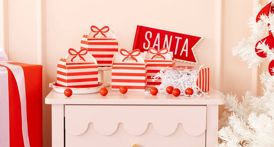 Red and Pink Gable Boxes