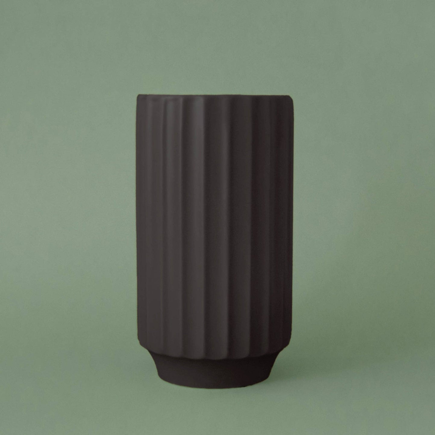 Monroe Vase - Black