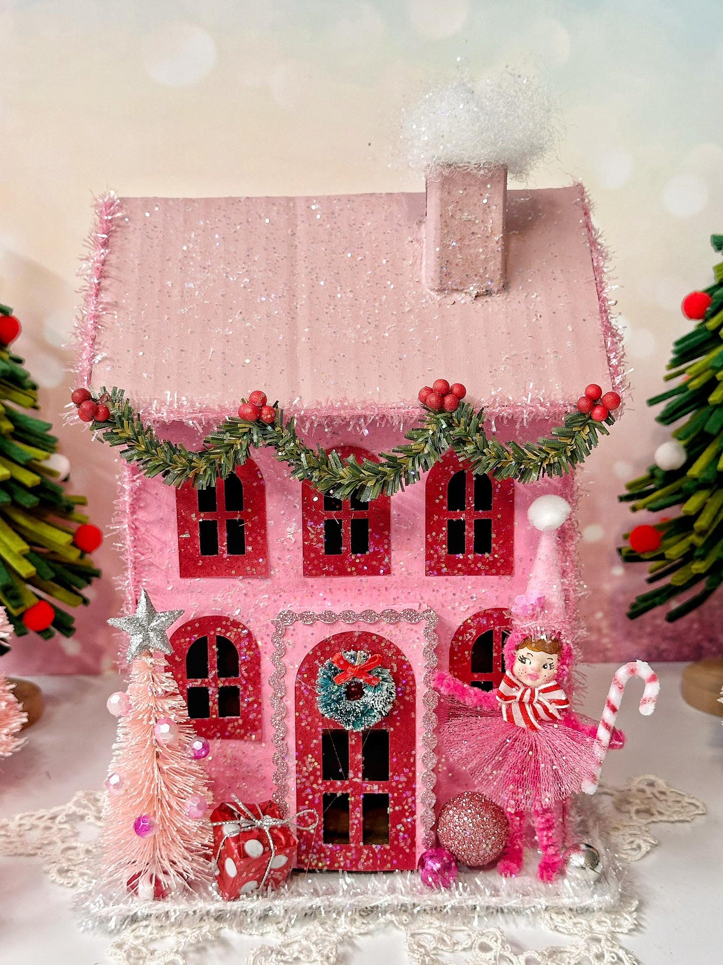 STUDIO SESSION: Holiday House Decorating