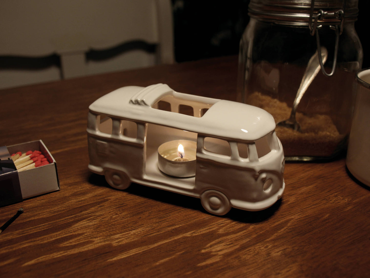 Load image into Gallery viewer, VW T1 BUS TEALIGHT HOLDER CERAMIC (SCALE 1:28)  - WHITE
