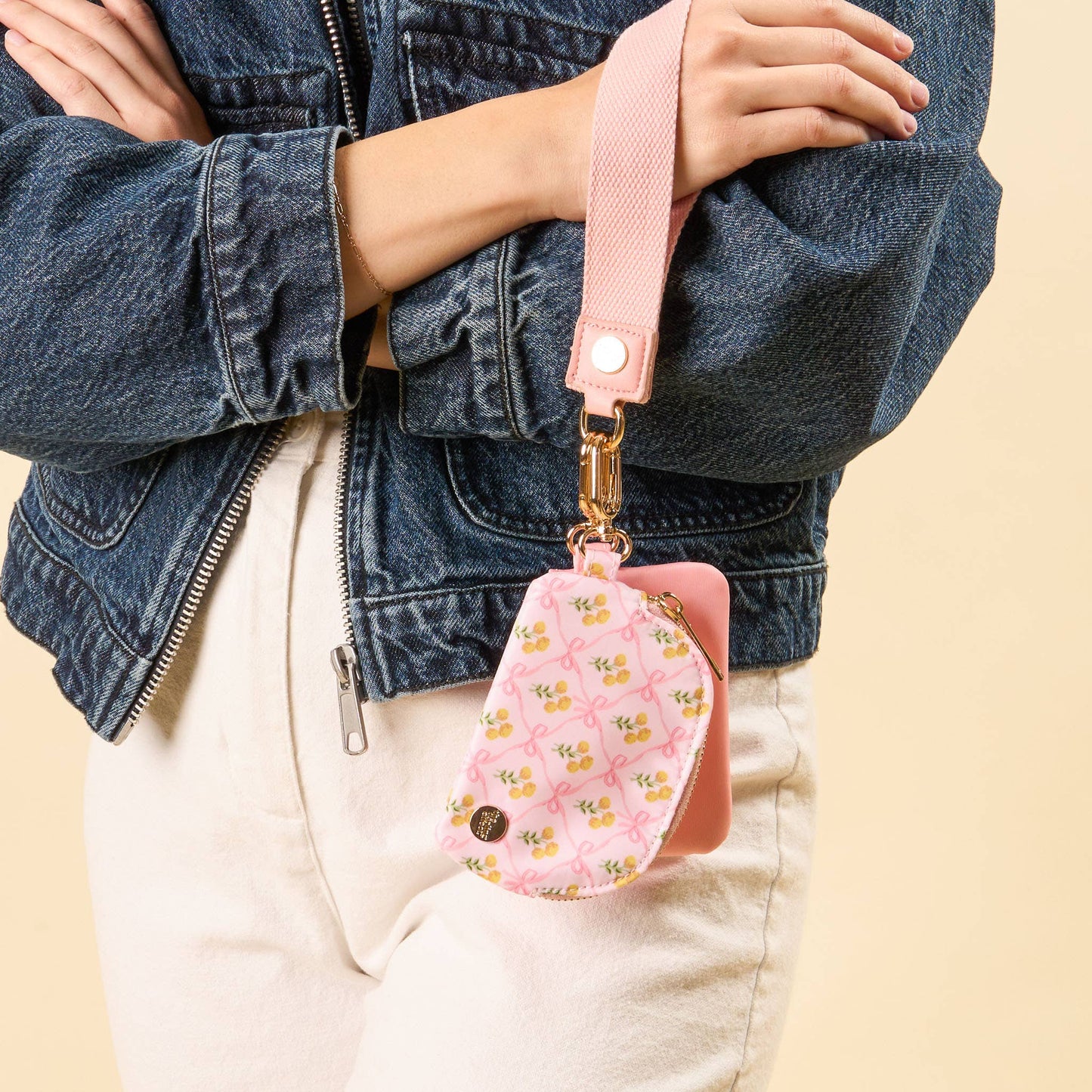 Dynamic Duo Pouch Wristlet - Marigold Lane Pink