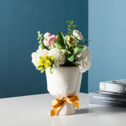Bouquet Ceramic Vase - White