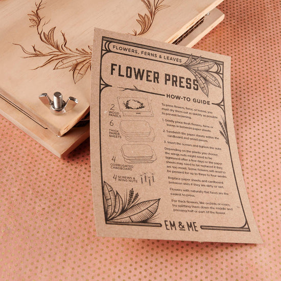 Botanical Oak Heirloom Flower Press Kit