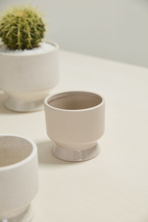 Small Pasadena Planter Pot