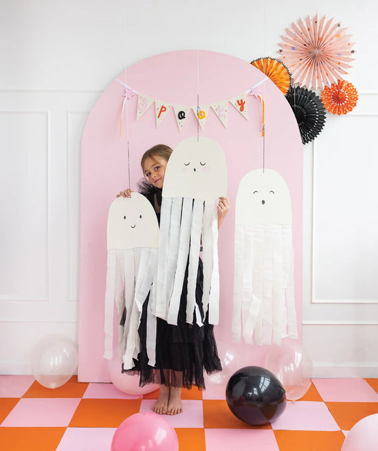 Hanging Ghosts Set