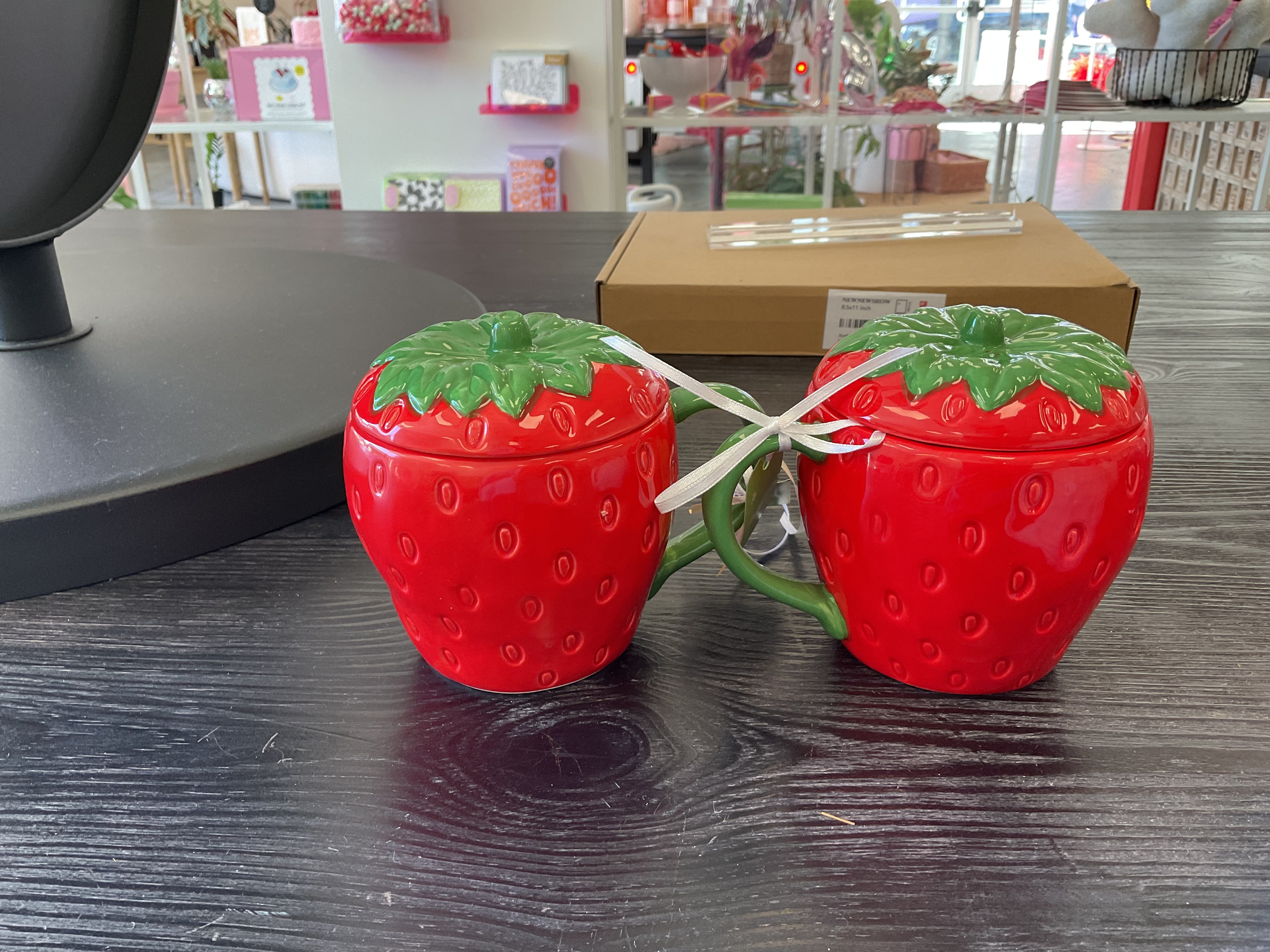 Strawberry mugs