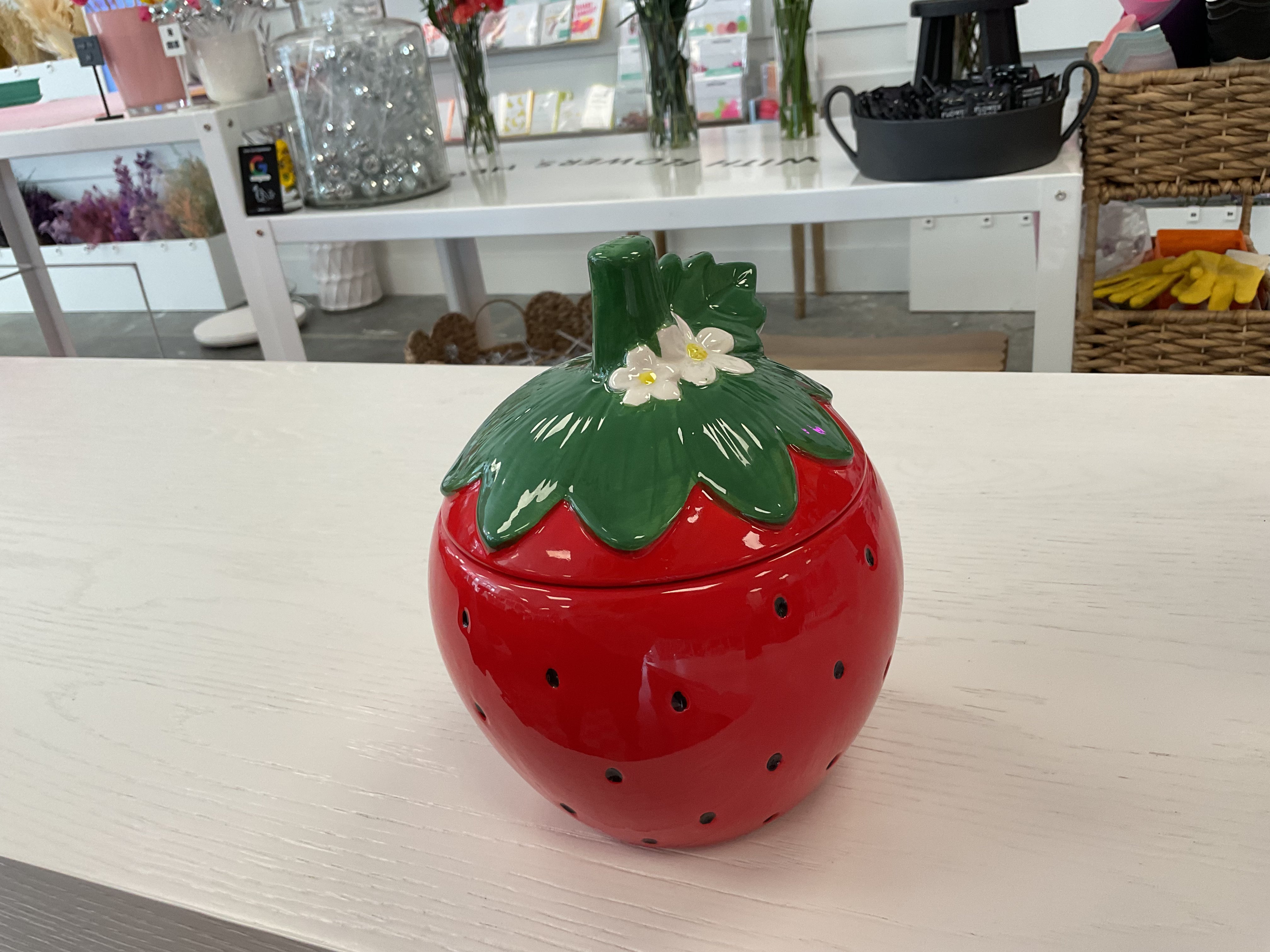 Strawberry jar