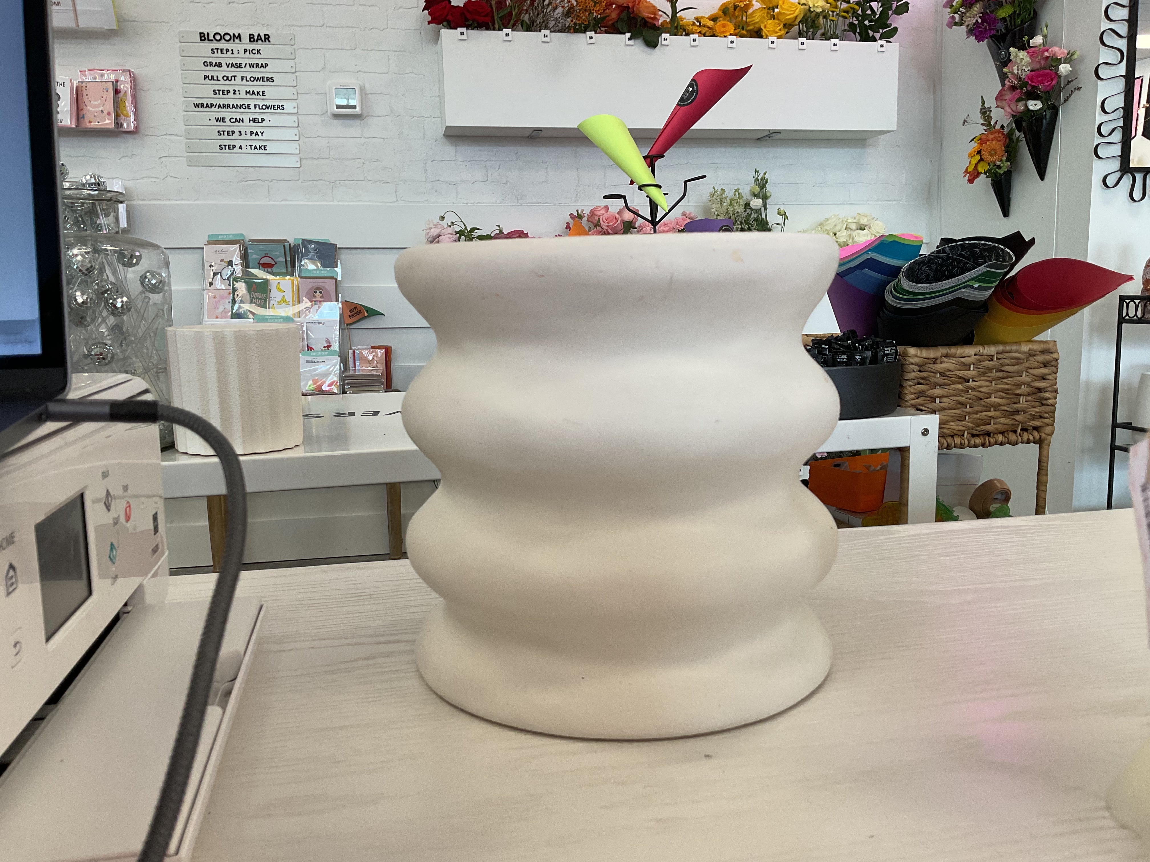 Ceramic white planter