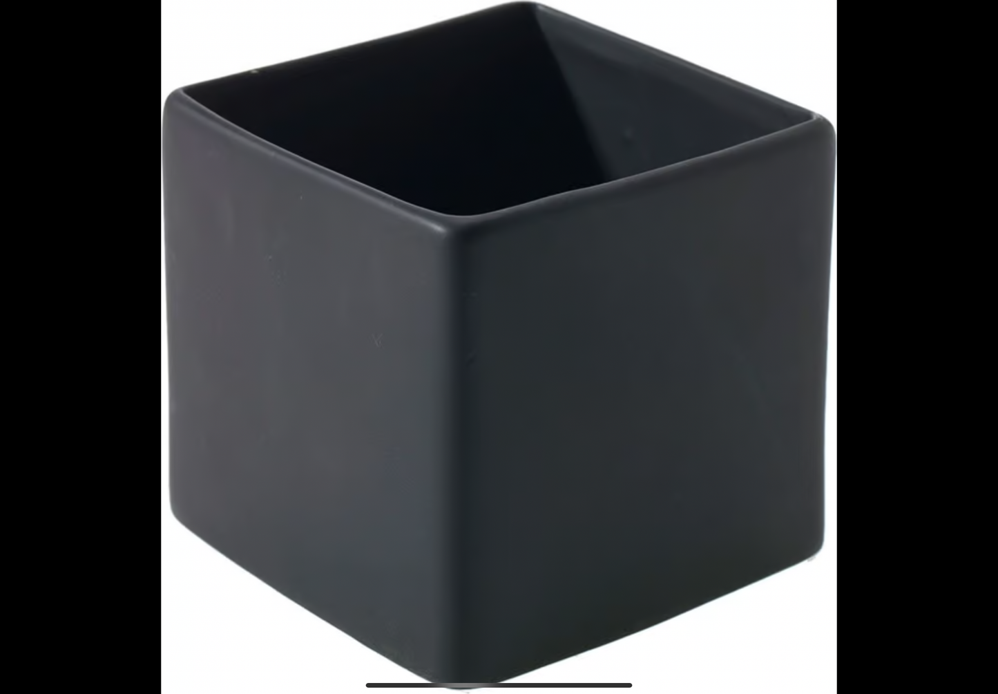 Urban square black pot