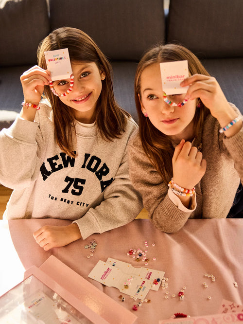 Kids’ DIY Valentine Bracelet Kit