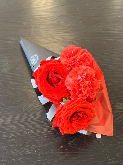 Lakota Lightning Cheer Bouquet