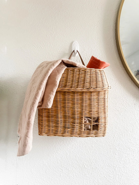 Olli Ella Hanging House Hutch