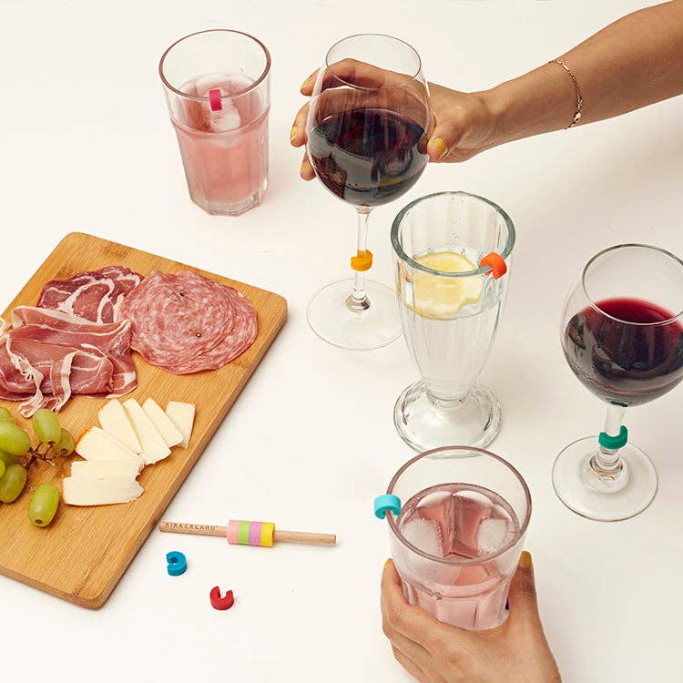 Rainbow Drink Markers