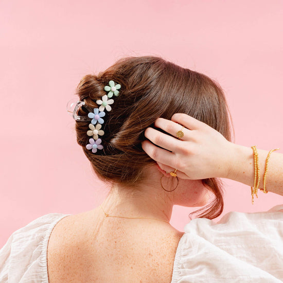 Daisy Claw Clip - Cool