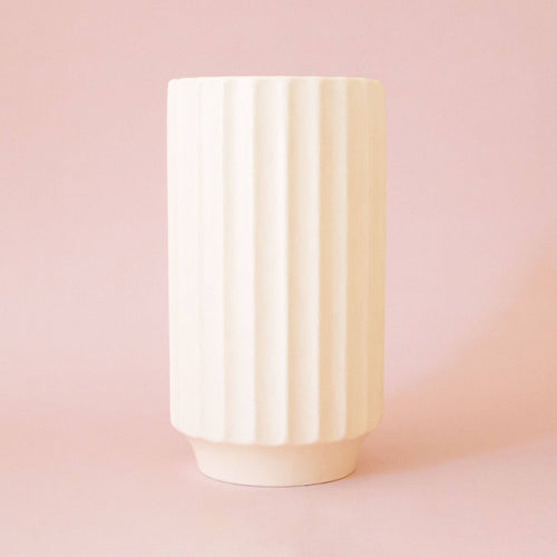 Monroe Vase - Vintage White